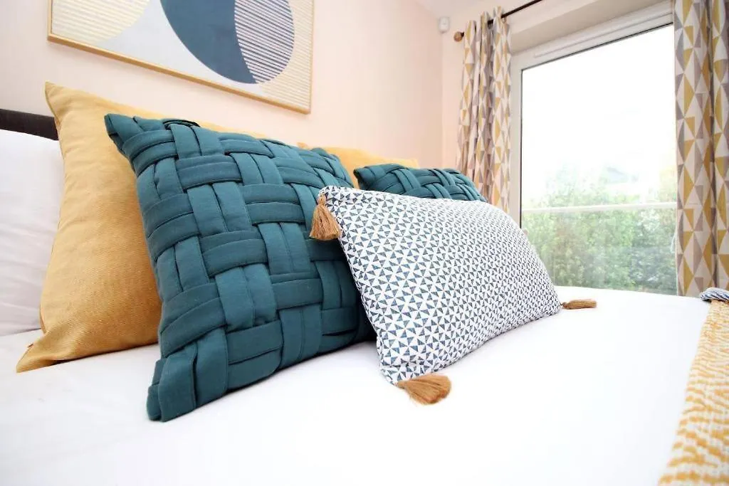 Ezel House By Mia Living Apartment Cardiff