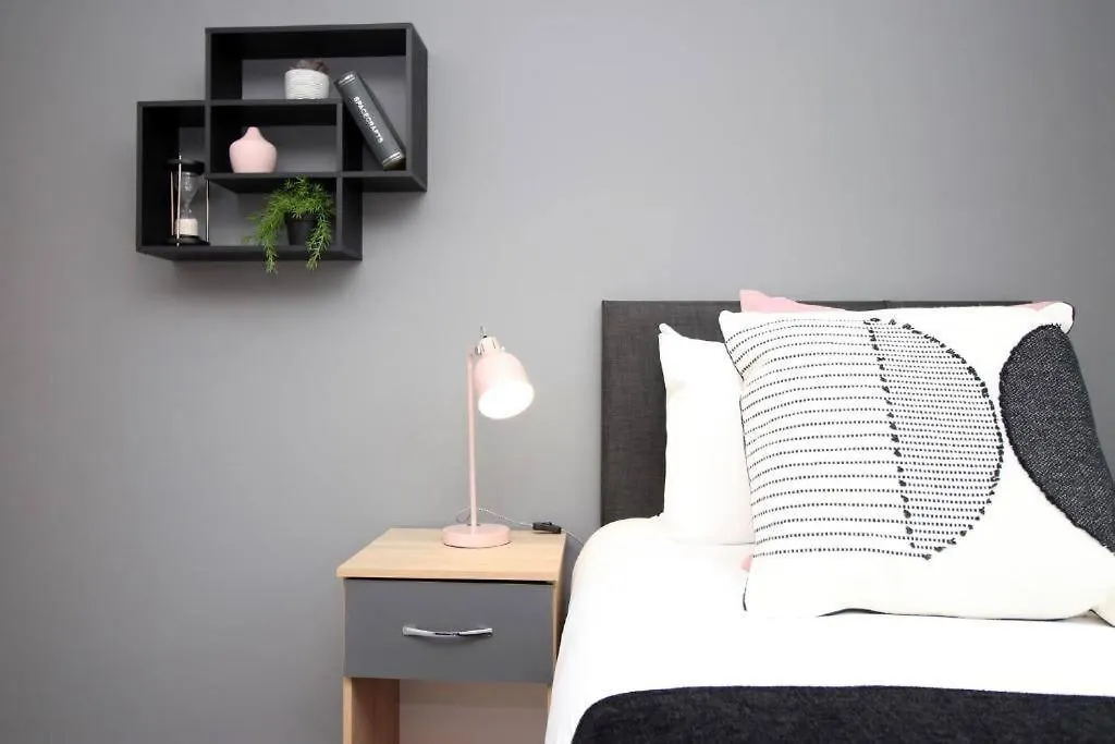 Ezel House By Mia Living Apartment Cardiff 0*,